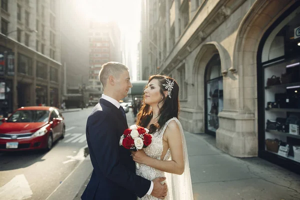 街での結婚式 — ストック写真