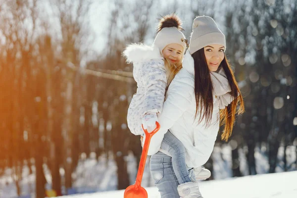 stock image Mom and daughter