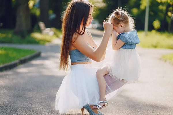 Madre con hija — Foto de Stock