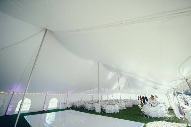 Şık düğün tablolar