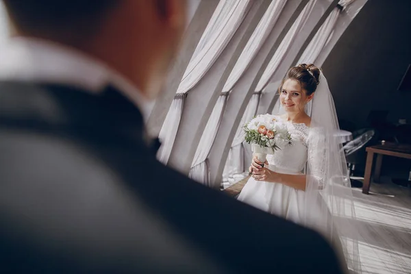 Bride and groom — Stock Photo, Image