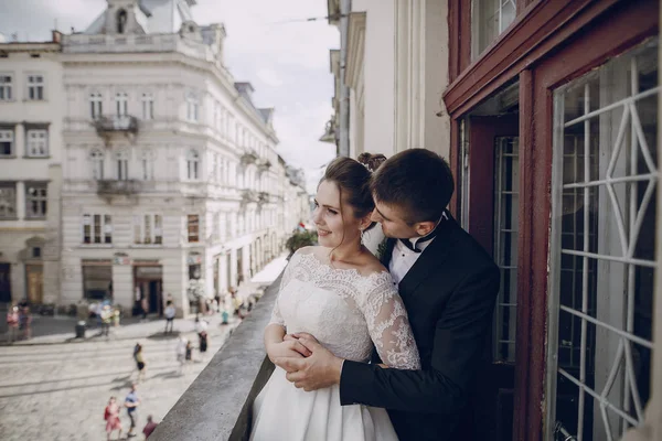 Nevěsta a ženich — Stock fotografie