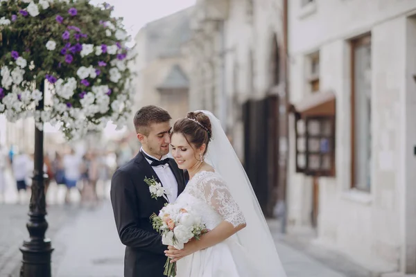 Novia y novio — Foto de Stock