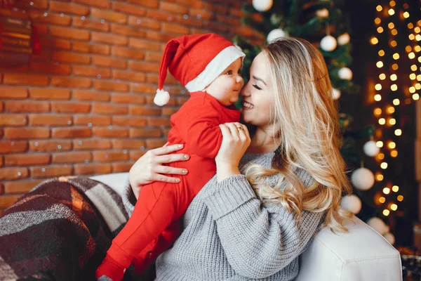 Madre con hijo — Foto de Stock