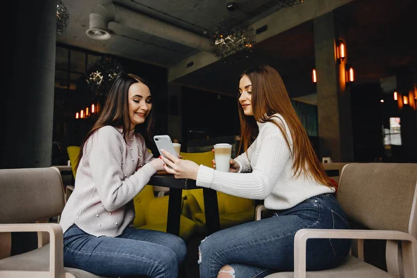 Girls in cafe — Stock Photo, Image