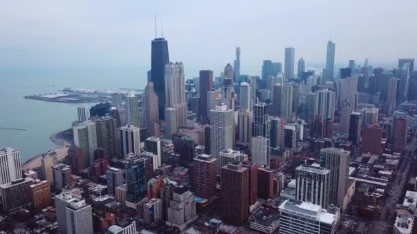 Chicago şehir merkezi hava görünümünü bulutlu — Stok video
