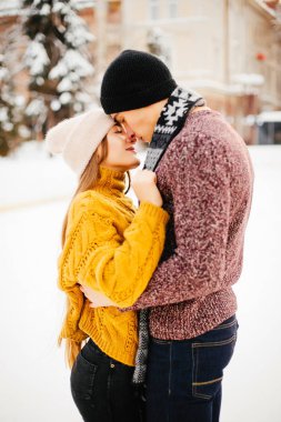 Bir Ice arena içinde şirin çift