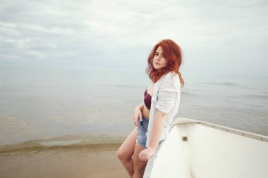 bir Beach güzel kız