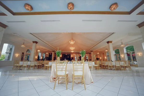 Mesas de casamento elegantes — Fotografia de Stock
