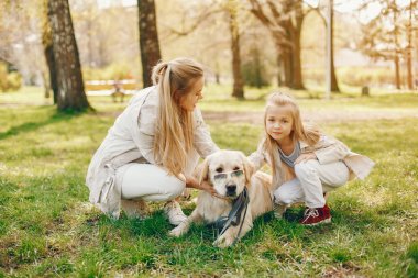 sevimli kızı ile zarif anne