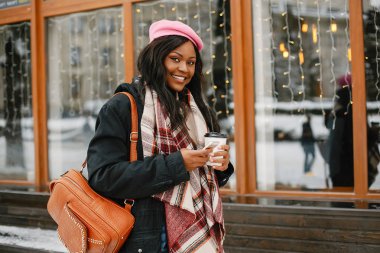 Zarif siyah kız kış City