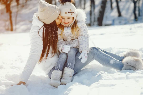 Mamma och dotter — Stockfoto