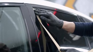 Sprey boyamadan önce araba hazırlıyorum.