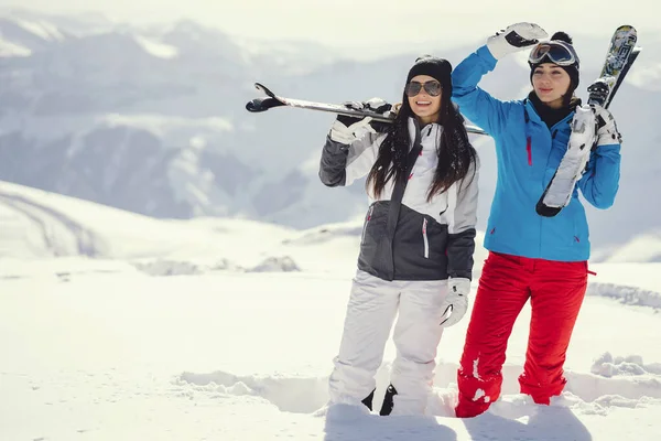 Dziewczyny z narty — Zdjęcie stockowe