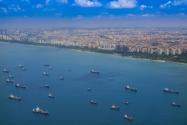 Barco Que Transporta Mercancías Mar Desde Ángulo Alto —  Fotos de Stock