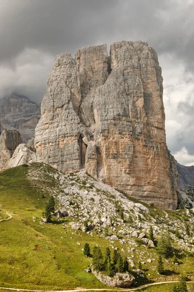 Paisaje Alpino Localidad Cinque Torri Dolomitas Italianas Primer Plano Más — Foto de Stock