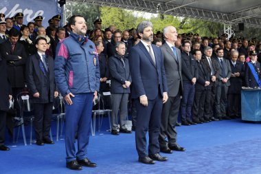 16. Italyan polisi yıldönümü. Kamu töreni