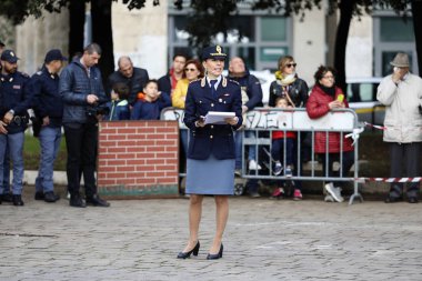 İtalyan Polisi, wi 167 yıldönümü için Kutlamalar