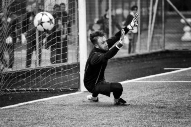 Bir futbol maçında gol zamanı - Siyah beyaz fotoğraf