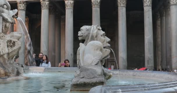 Roma Itália Março 2019 Fachada Panteão Colunata Vista Fonte Panteão — Vídeo de Stock