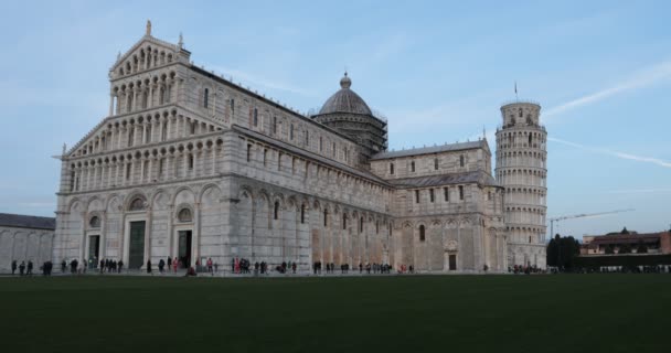 Pisa Italië Februari 2018 Piazza Dei Miracoli Voorgrond Kathedraal Van — Stockvideo