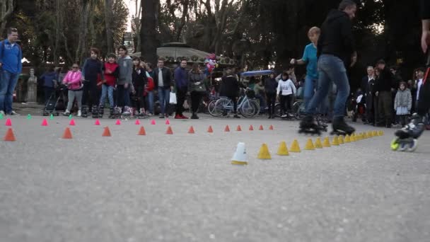 Roma Italia Marzo 2016 Parque Público Villa Borghese Algunos Jóvenes — Vídeos de Stock