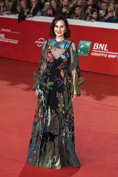 Michelle Dockery caminando alfombra roja durante la 14ª película de Roma Fe — Foto de Stock