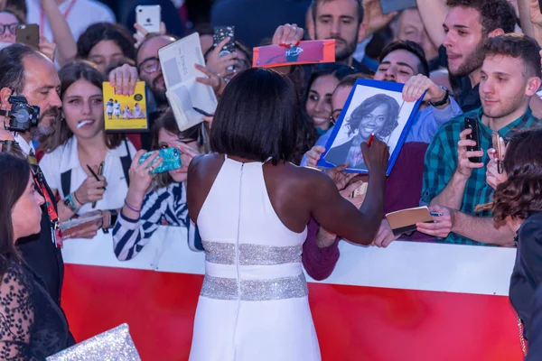 Viola davis auf dem roten Teppich des 14. Filmfestivals rom — Stockfoto