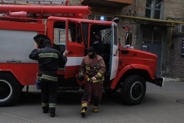 Komut-personel denetim organları ile egzersizleri ve sivil savunma eylemleri üzerinde olumsuz hava koşulları sırasında sonbahar-kış döneminde, Kiev, 20 Ekim 2016 zorlar.