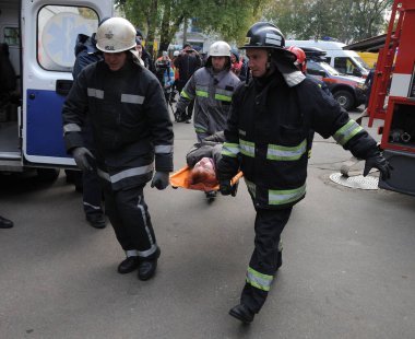 Komut-personel denetim organları ile egzersizleri ve sivil savunma eylemleri üzerinde olumsuz hava koşulları sırasında sonbahar-kış döneminde, Kiev, 20 Ekim 2016 zorlar.