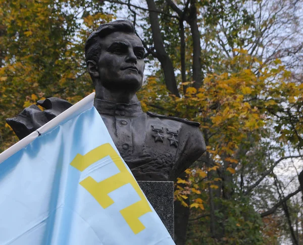 Monument Héros National Des Tatars Crimée Pilote Essai Amet Khan — Photo