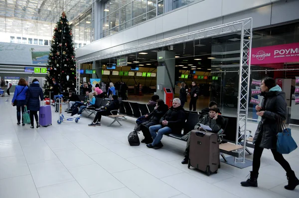 Pasajeros Aeropuerto Internacional Kiev Zhulyany Enero 2017 — Foto de Stock