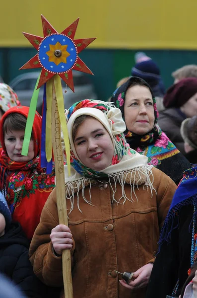 Yıldız Ile Noel Alayı Katılımcıların Kiev Ocak 2018 Sermaye Gün — Stok fotoğraf