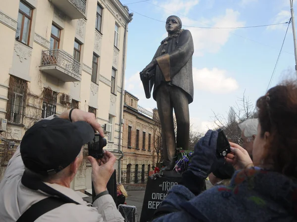 Άνοιγμα Του Μνημείου Στην Ηθοποιός Ηθοποιός Του Κινηματογράφου Συνθέτης Ποιητής — Φωτογραφία Αρχείου