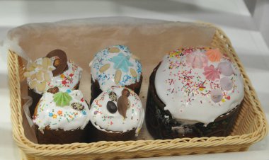 Kiev Paskalya pişirme bir master class sırasında sepette Kek, Nisan 12, 2019