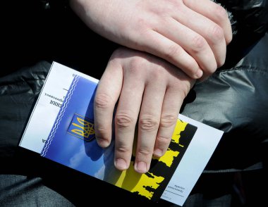 Kiev Ukrayna Cumhurbaşkanı Ayrı Alayı askeri biriminde kayıt sertifikaları sunumu, Mart 17, 2017