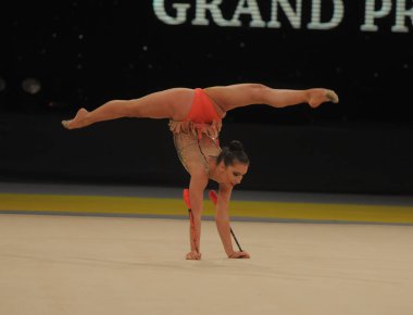 Jimnastikçi Catherine Teseva (Bulgaristan), 18 Mart 2017'de Kiev'de ritmik jimnastik Grand Prix