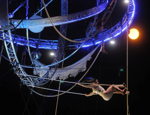 Galileo Circus Show Auf Dem Sofia Platz Kiev 2017 Rahmen — Stockfoto