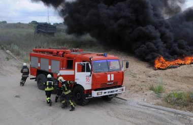 Podgortsy (Kiev bölgesinde) Msw depolama sayısı 5 çalışanları ile Kiev ve Kiev bölgesinde kurtarma hizmetlerinin Ortak tatbikatlar sırasında kurtarma tatbikatları ,Temmuz 6, 2017