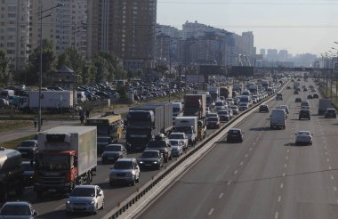 10 Temmuz 2020 'de Kiev' de trafik sıkışıklığı yaşandı.