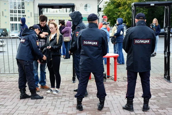 Barnaul Russland September 2018 Kundgebung Gegen Putins Politik Und Rentenreform — Stockfoto