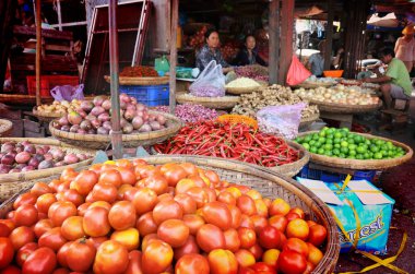 Ho Chi Minh city, Vietnam-Ekim 3, 2018.food Tüccarlar mallarını teklif