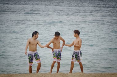 Nha Trang, Vietnam-Ekim 3, 2018.Vacationers şehir sahilde