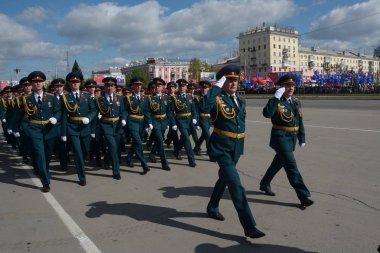 Barnaul, Rusya Federasyonu-9 Mayıs zafer günü Dünya Savaşı'nda onuruna 2018.military geçit töreni