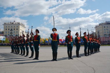 Barnaul, Rusya Federasyonu-9 Mayıs zafer günü Dünya Savaşı'nda onuruna 2018.military geçit töreni