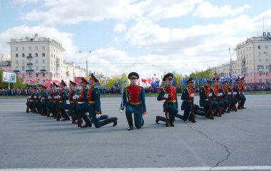 Barnaul, Rusya Federasyonu-9 Mayıs zafer günü Dünya Savaşı'nda onuruna 2018.military geçit töreni