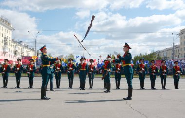 Barnaul, Rusya Federasyonu-9 Mayıs zafer günü Dünya Savaşı'nda onuruna 2018.military geçit töreni
