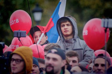 Novosibirsk, Rusya Federasyonu-Ekim 3, 2017.Politician Alexei Navalny bir muhalefet mitingi konuşuyor.
