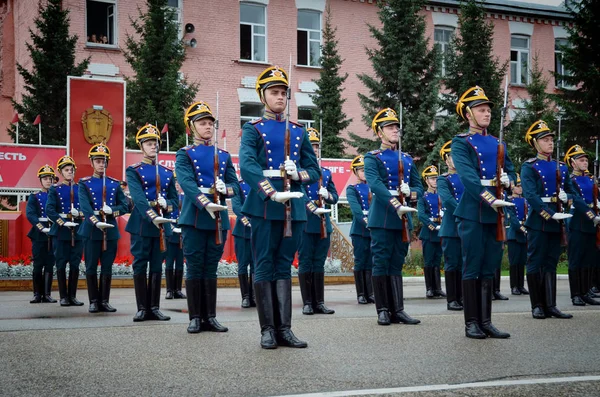 莫斯科 俄罗斯 2008年6月12日 总统团士兵游行和练习射击 — 图库照片