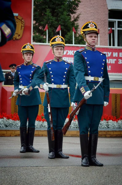 Москва Россия Июня 2014 Солдаты Президентского Полка Маршируют Тренируются Стрелять — стоковое фото